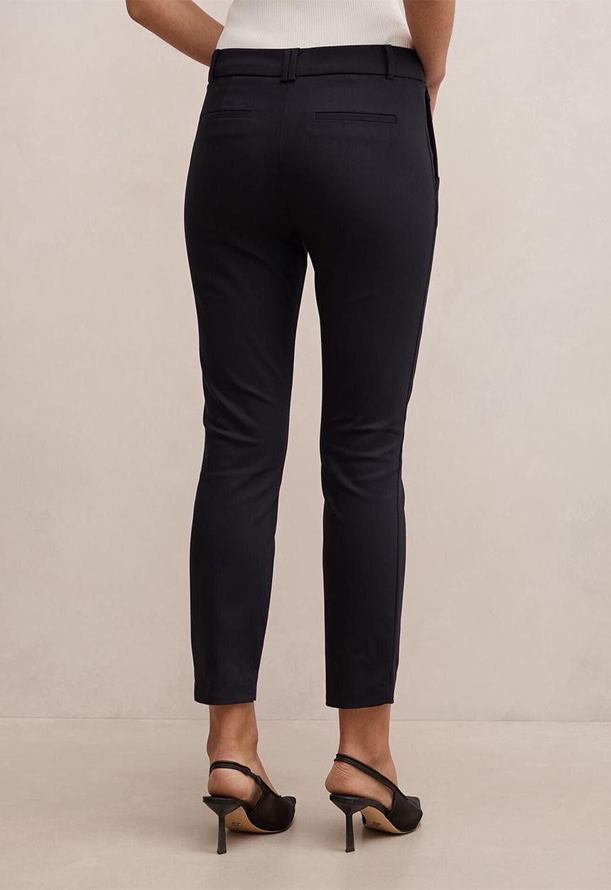 Forever New - Grace 7/8th slim pants in navy suit