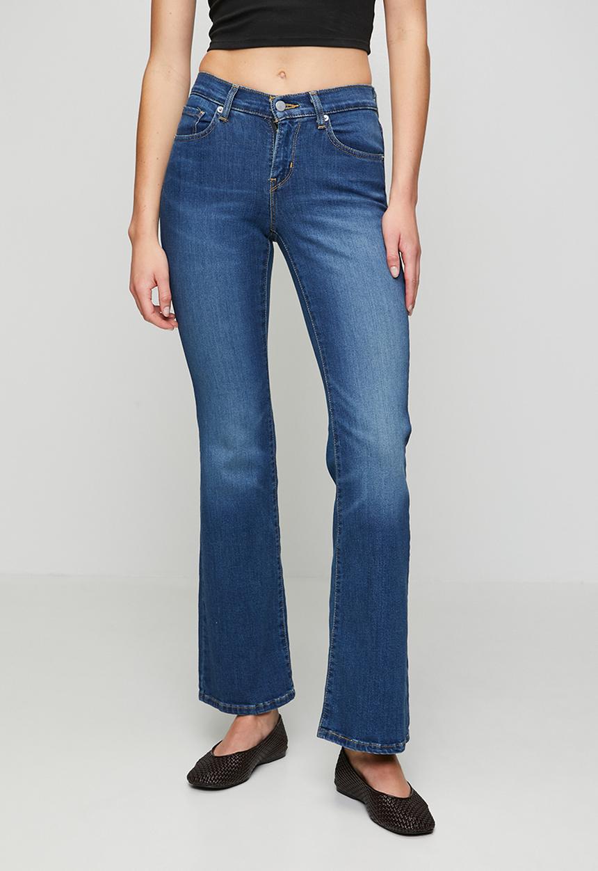 Levi’s® - Curvy Flare Jeans - Beats
