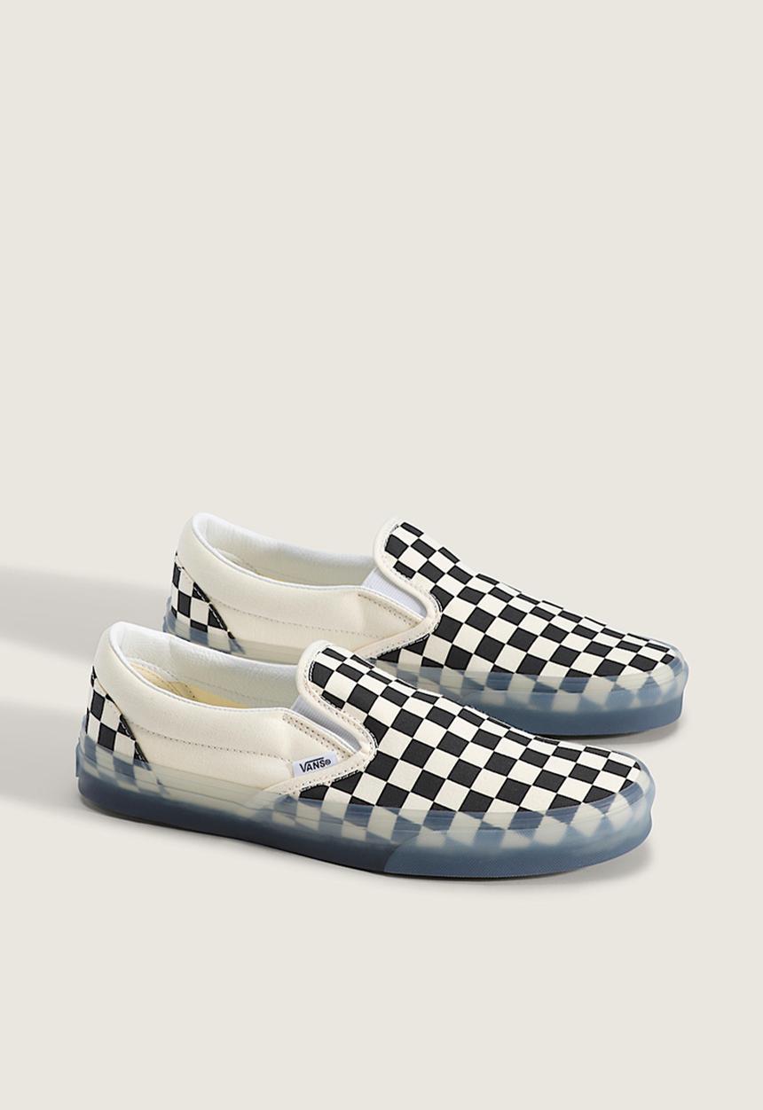Vans - Classic Slip-On - Translucent Black/Marshmallow