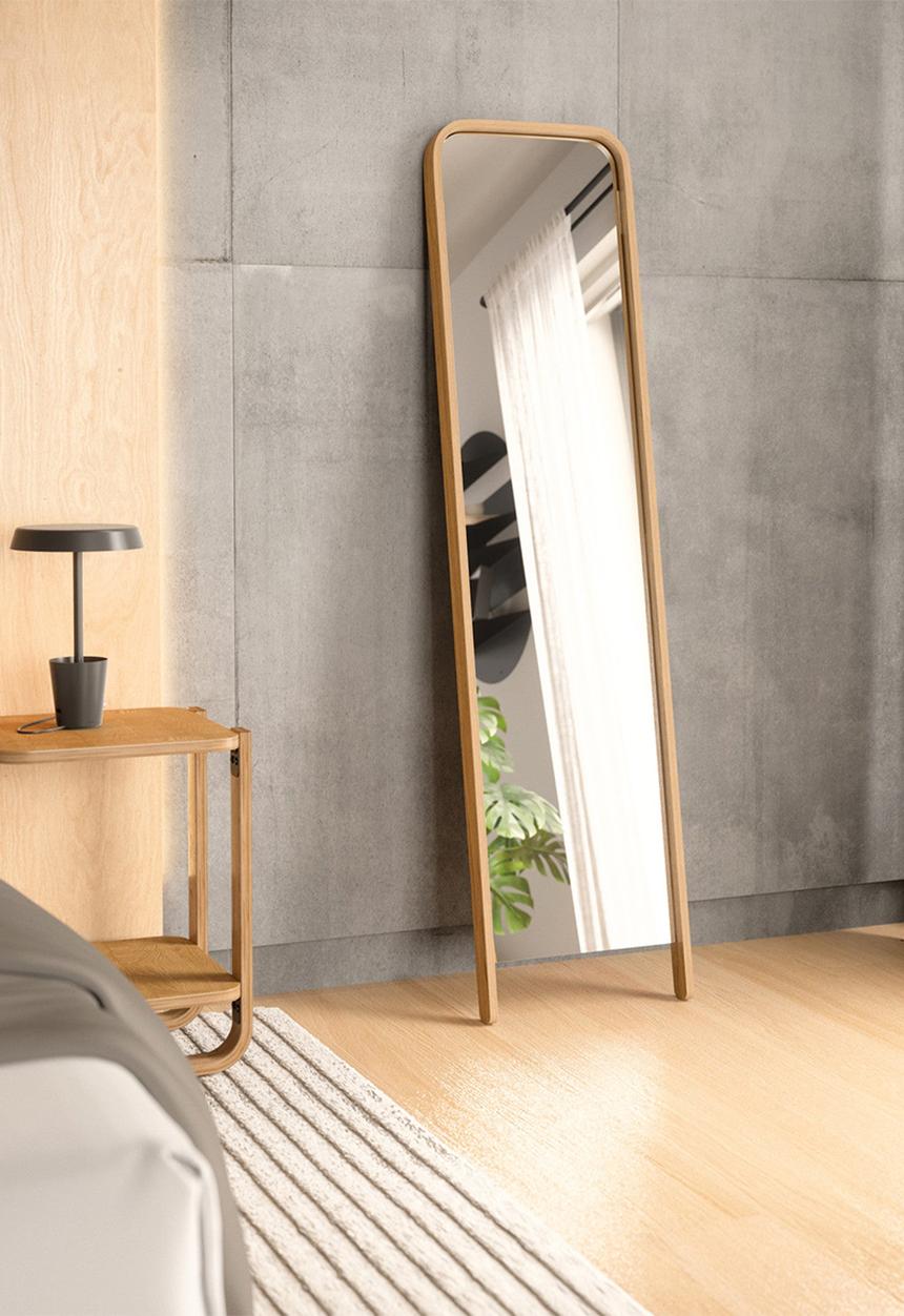 Umbra - Bellwood leaning mirror - natural
