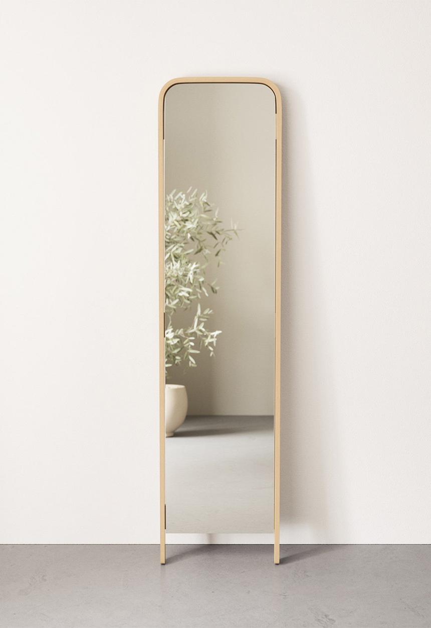 Umbra - Bellwood leaning mirror - natural