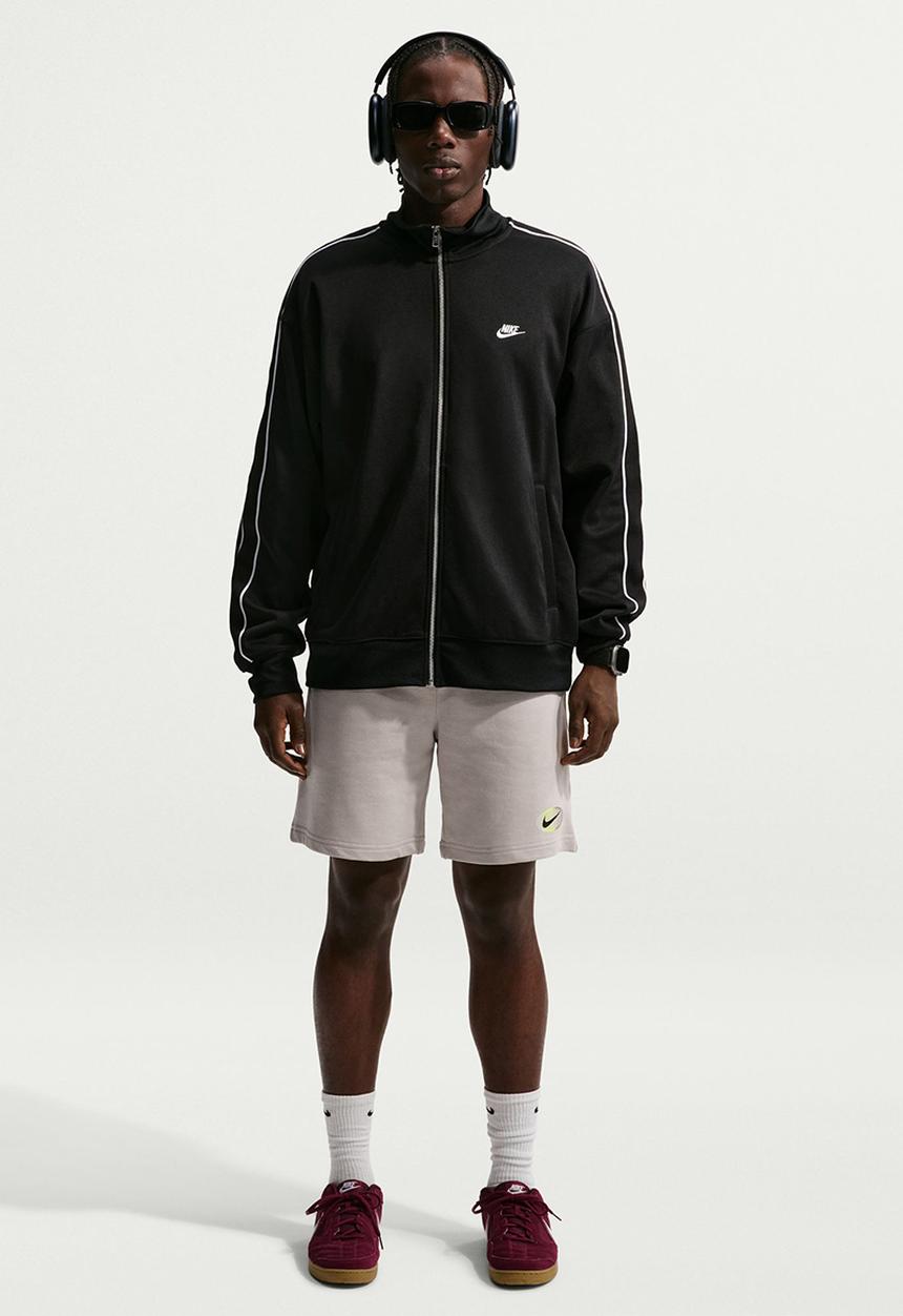 Nike - NSW  Athletic Club Shorts - Beige/Tan