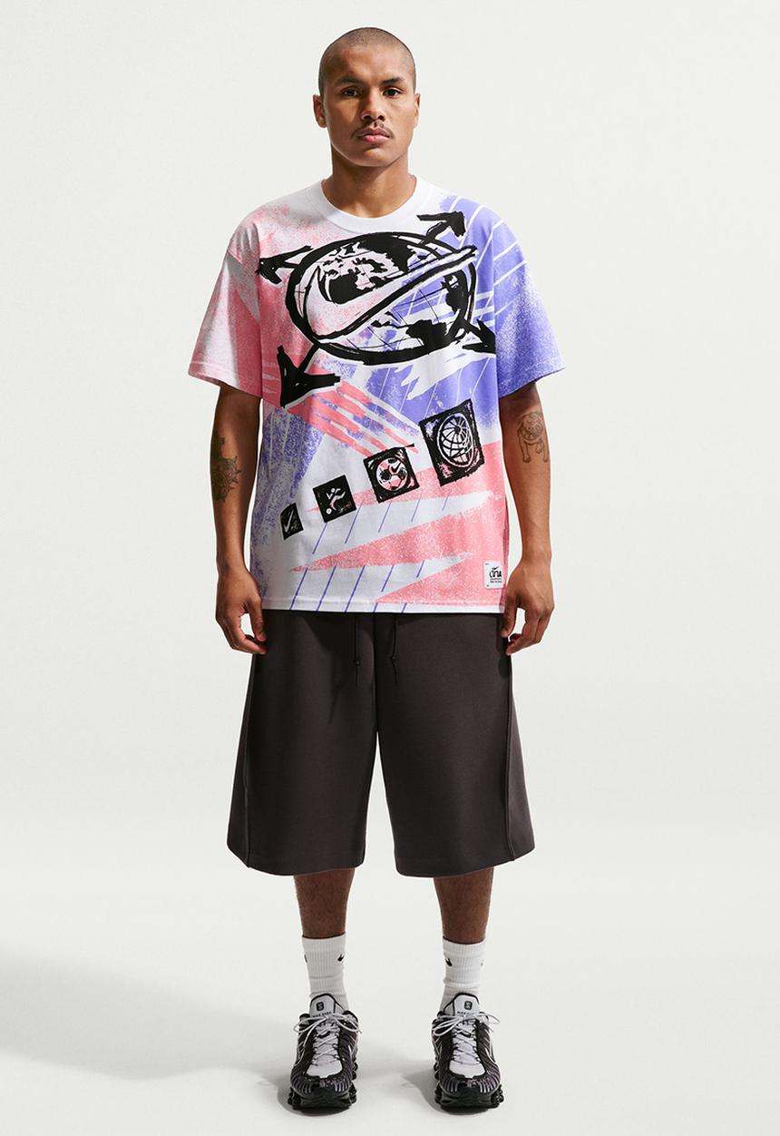 Nike - NSW Loose fir "Postage Stamp" T-Shirt - White