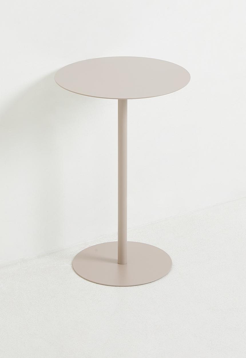H&S - Axis Round Side Table - Natural