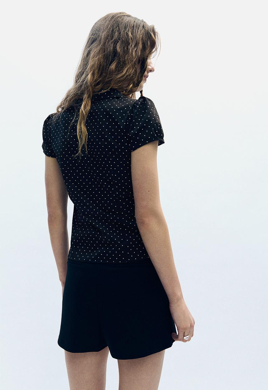H&M - Collared button-front top - black/spotted