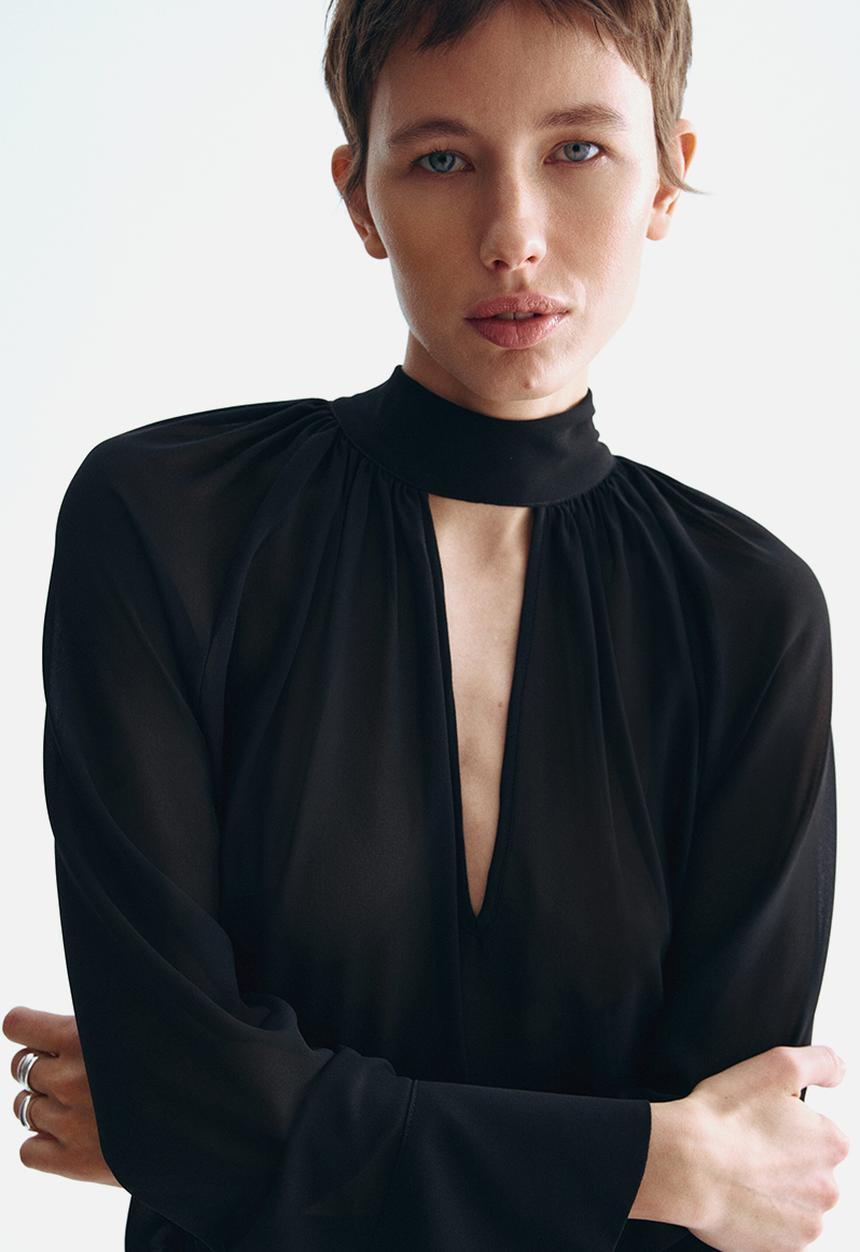 H&M - Scarf-collar blouse - black