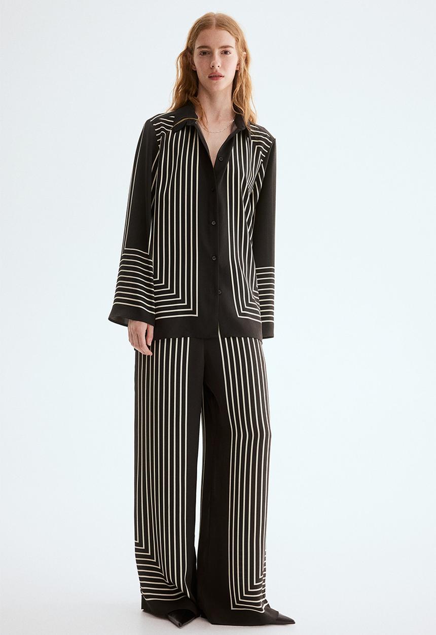 H&M - Oversized shirt - dark brown/striped