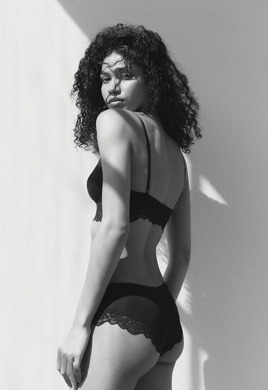 H&M - 2-pack lace-trimmed hipster briefs - black