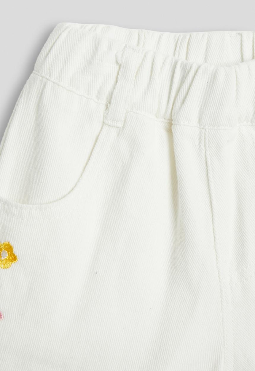 Pop Candy - Floral applique denim shorts - white
