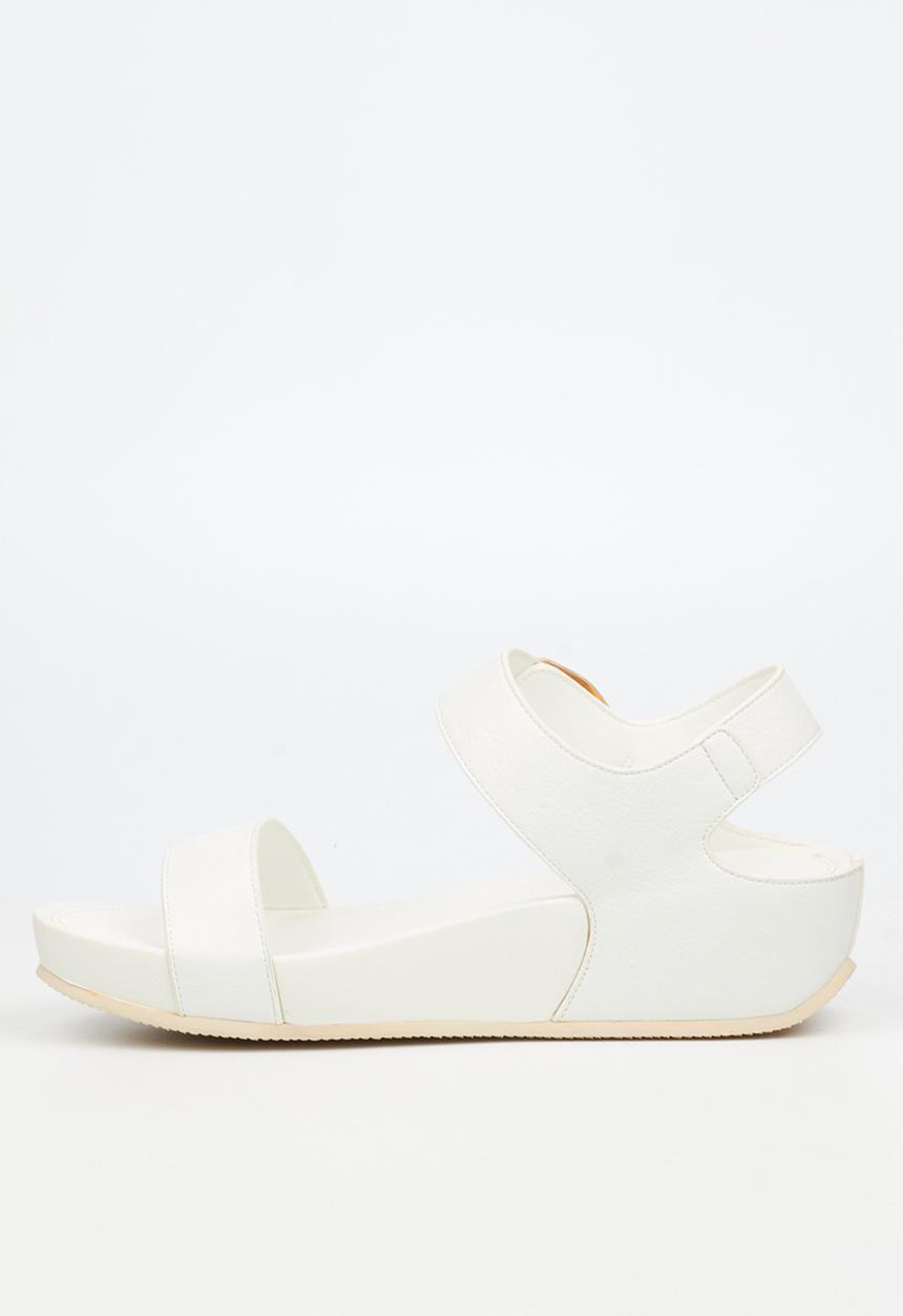 Butterfly Feet - Delia 16 ankle strap sandal - white