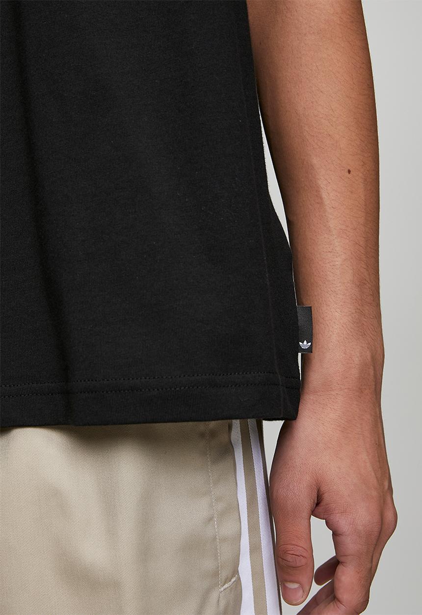 adidas Originals - Superstar Emb Tee  - Black