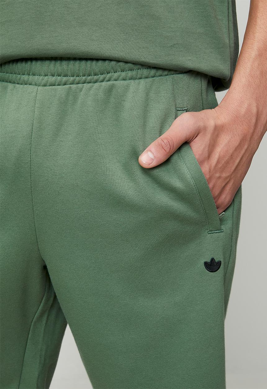 adidas Originals - Ess Short - TRACE GREEN