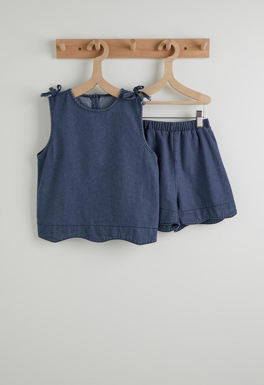 Pop Candy - Denim scallop edge blouse and shorts - light navy