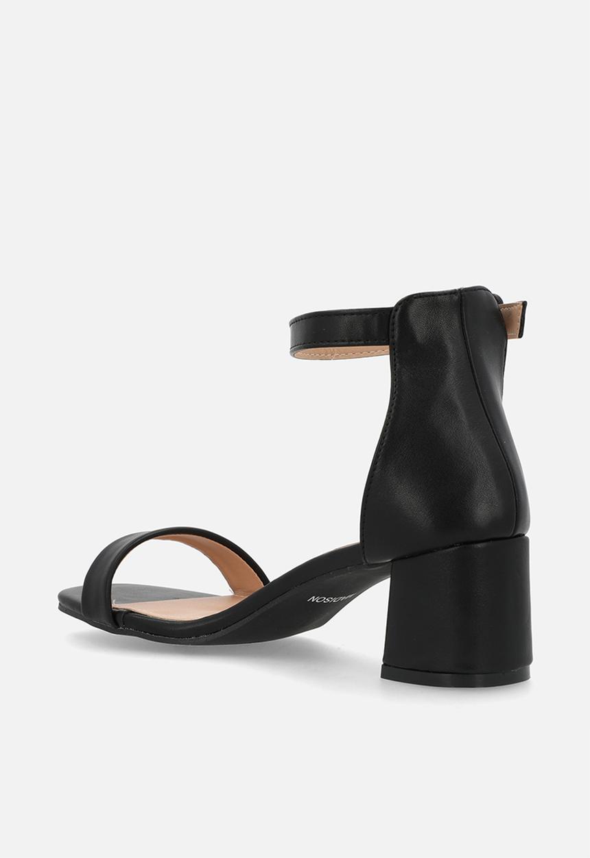 Madison® - Amira 4 open toe ankle strap - black