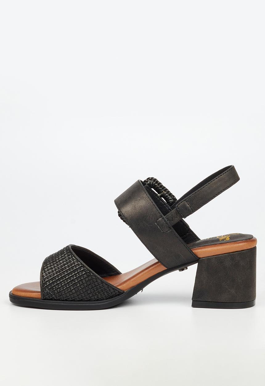Butterfly Feet - Teegan 1 big buckle slingback heel - black