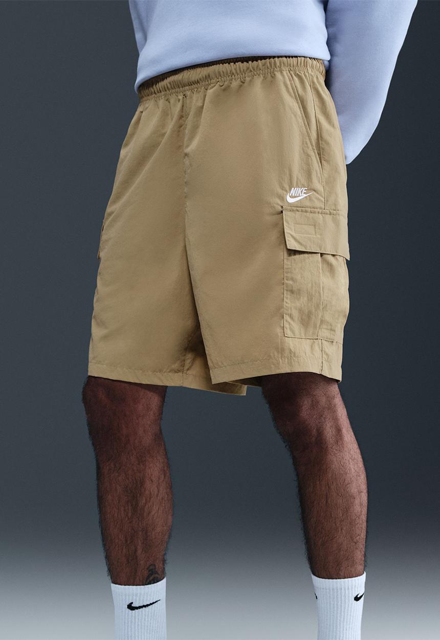 Nike - NSW Club  Utility Shorts - Parachute Beige/White