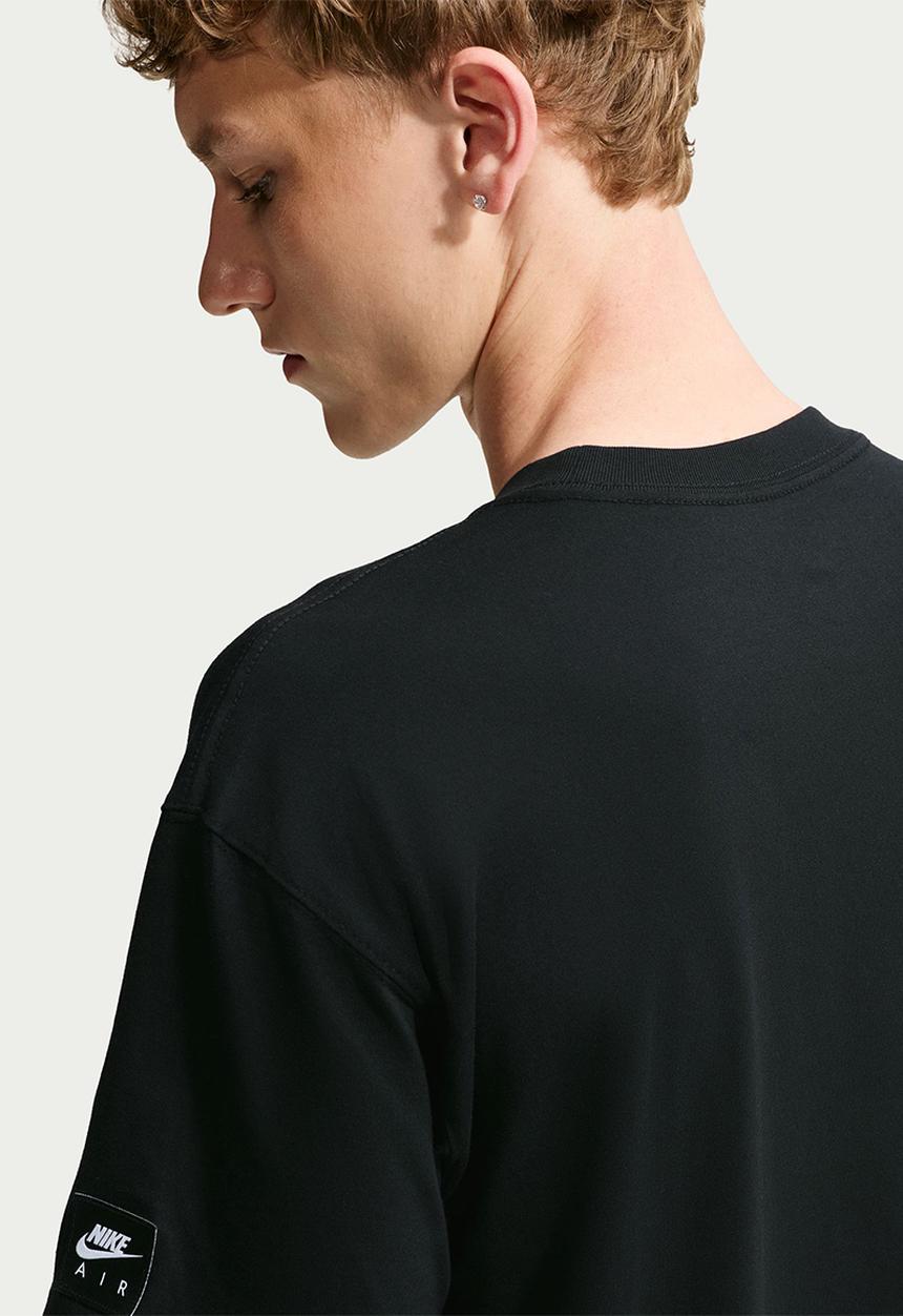 Nike - NSW  "Nike Air" Graphic Print Tee - Black