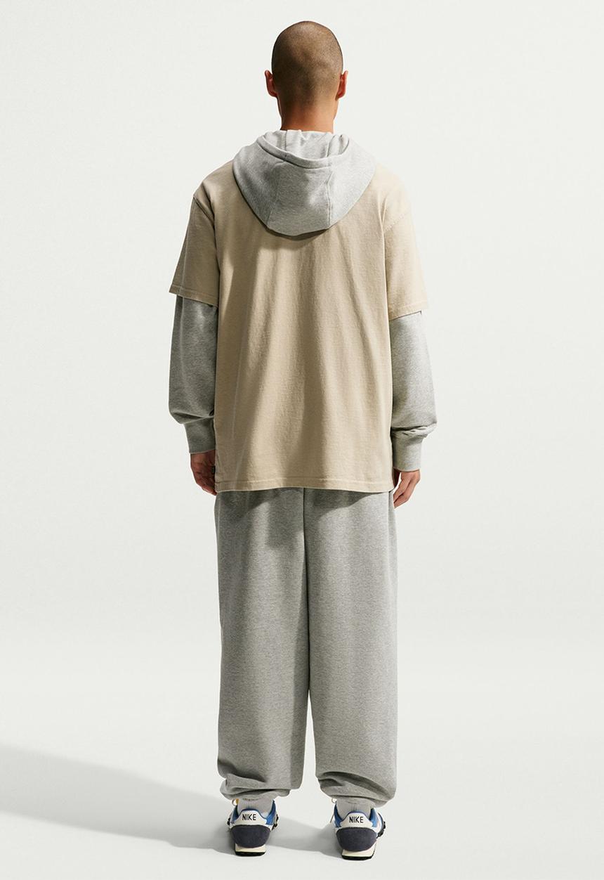 Nike - NSW Premium Essentials Loose T-Shirt - Desert Khaki
