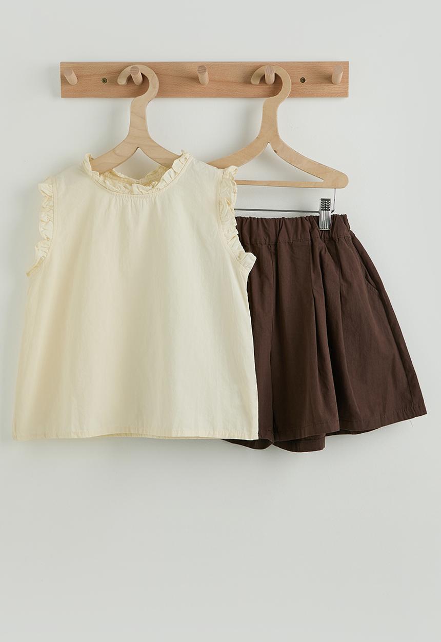 Pop Candy - Frill blouse and bubble shorts - cream/choc