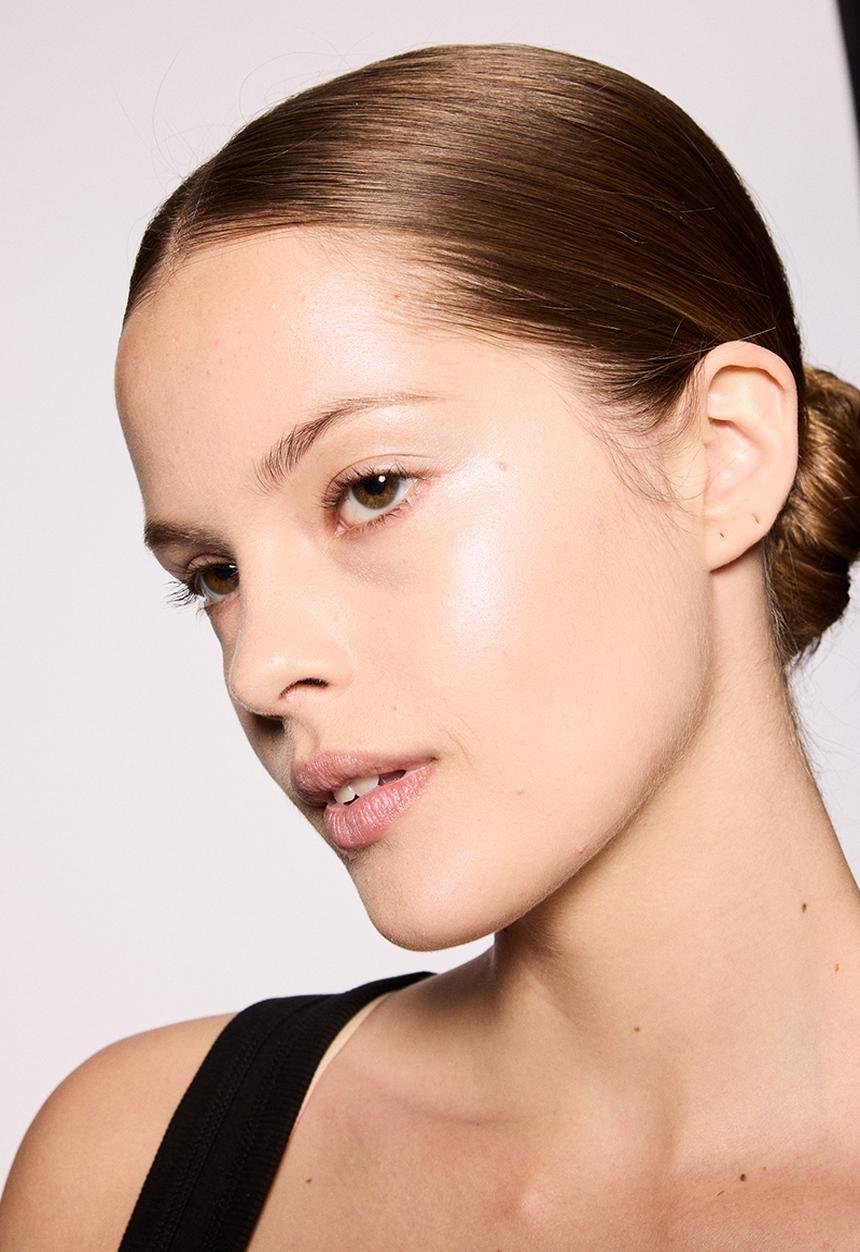 MAC - Glowplay Bouncy Highlighter - Wind Chill
