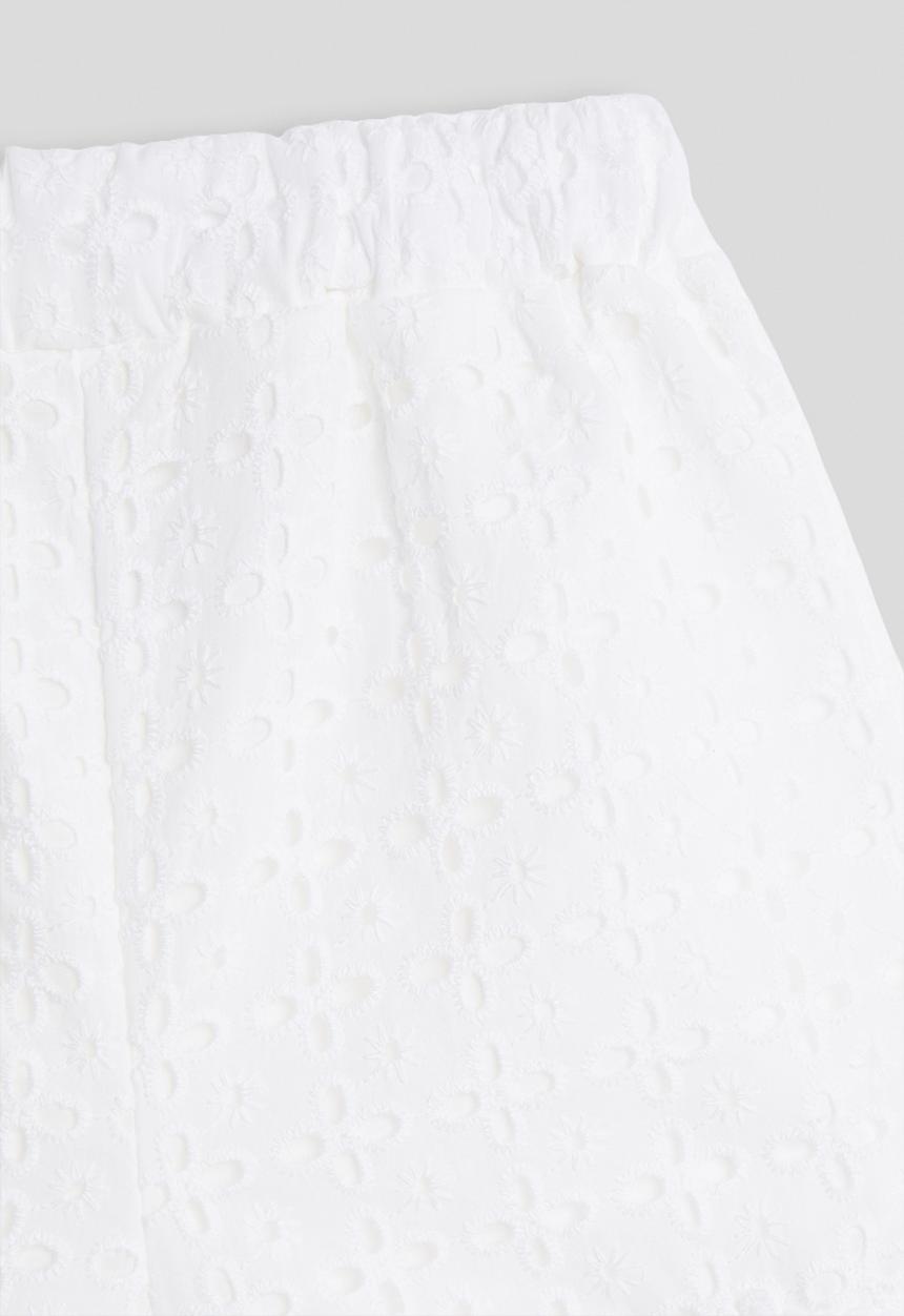 Pop Candy - Anglaise scallop hem shorts - white