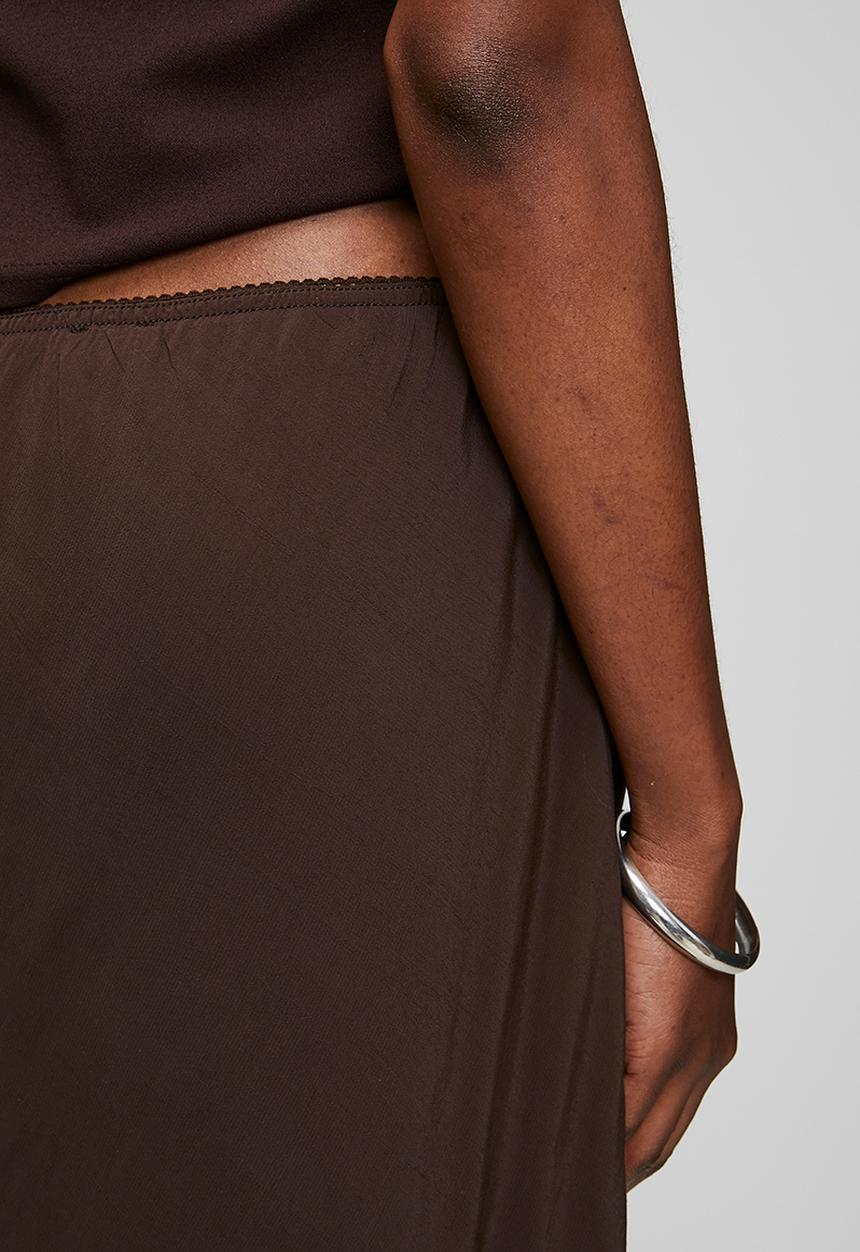 Cotton On - Sasha Slip Skirt - Dark Oak