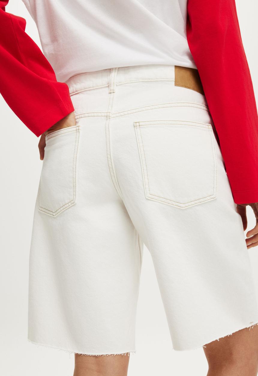Cotton On - Baggy Denim Short - Vintage White Raw