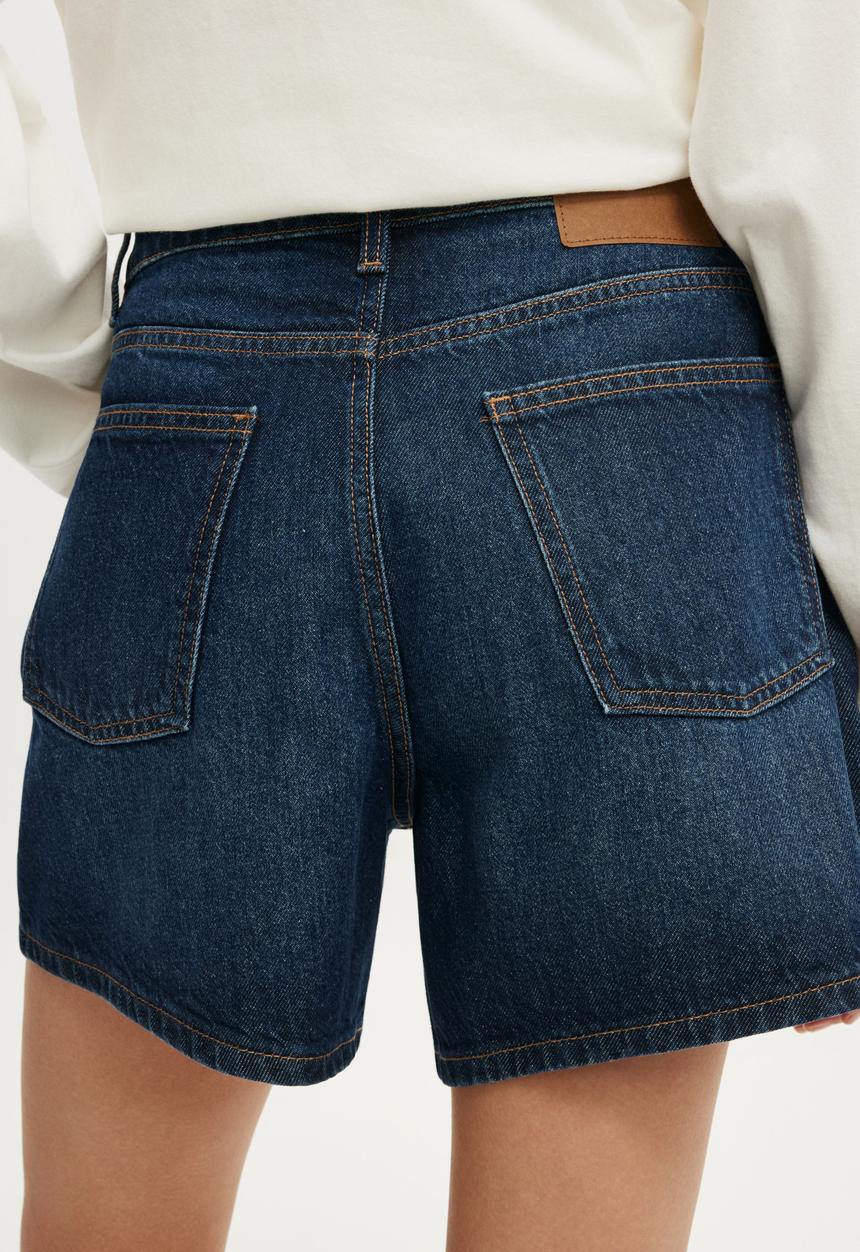 Cotton On - High 90s Denim Short - Apollo Blue