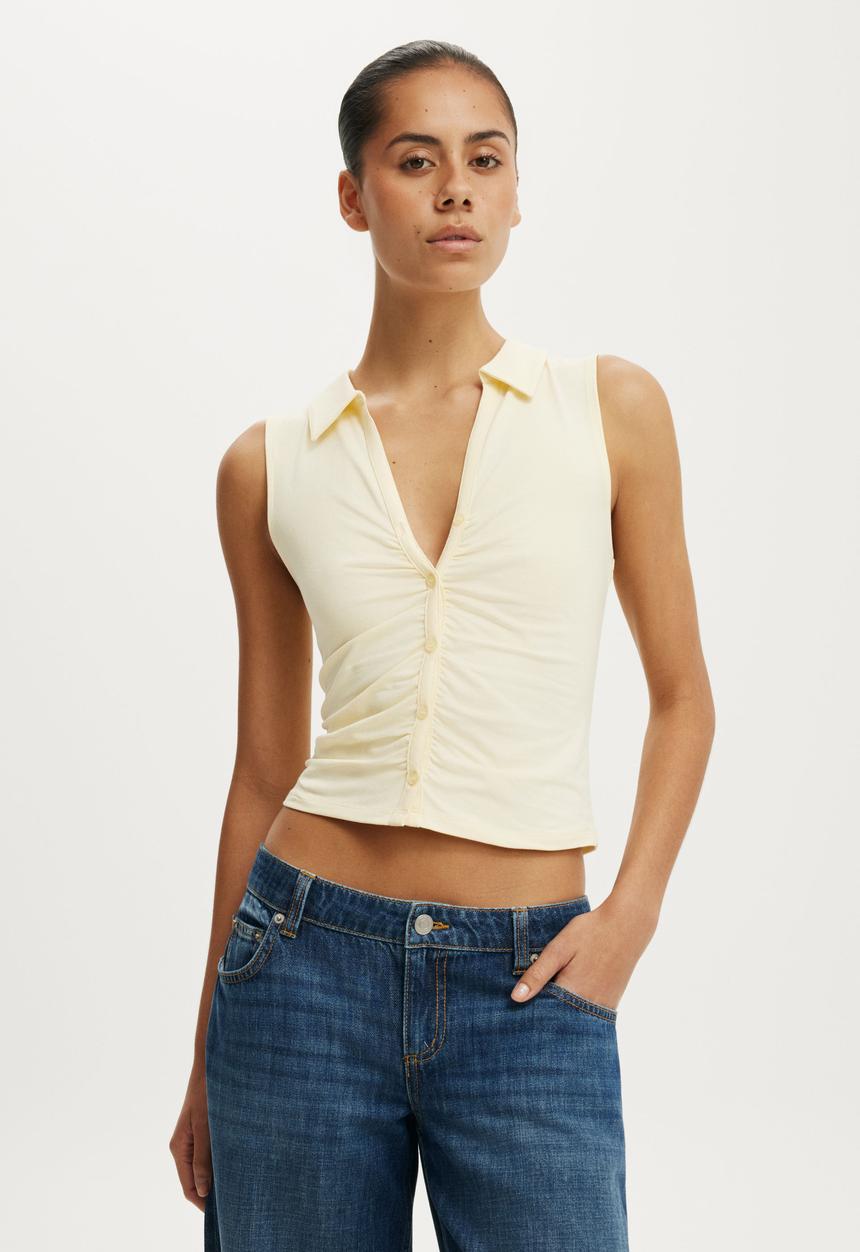 Cotton On - Gathered Front Polo - Vanilla Glow