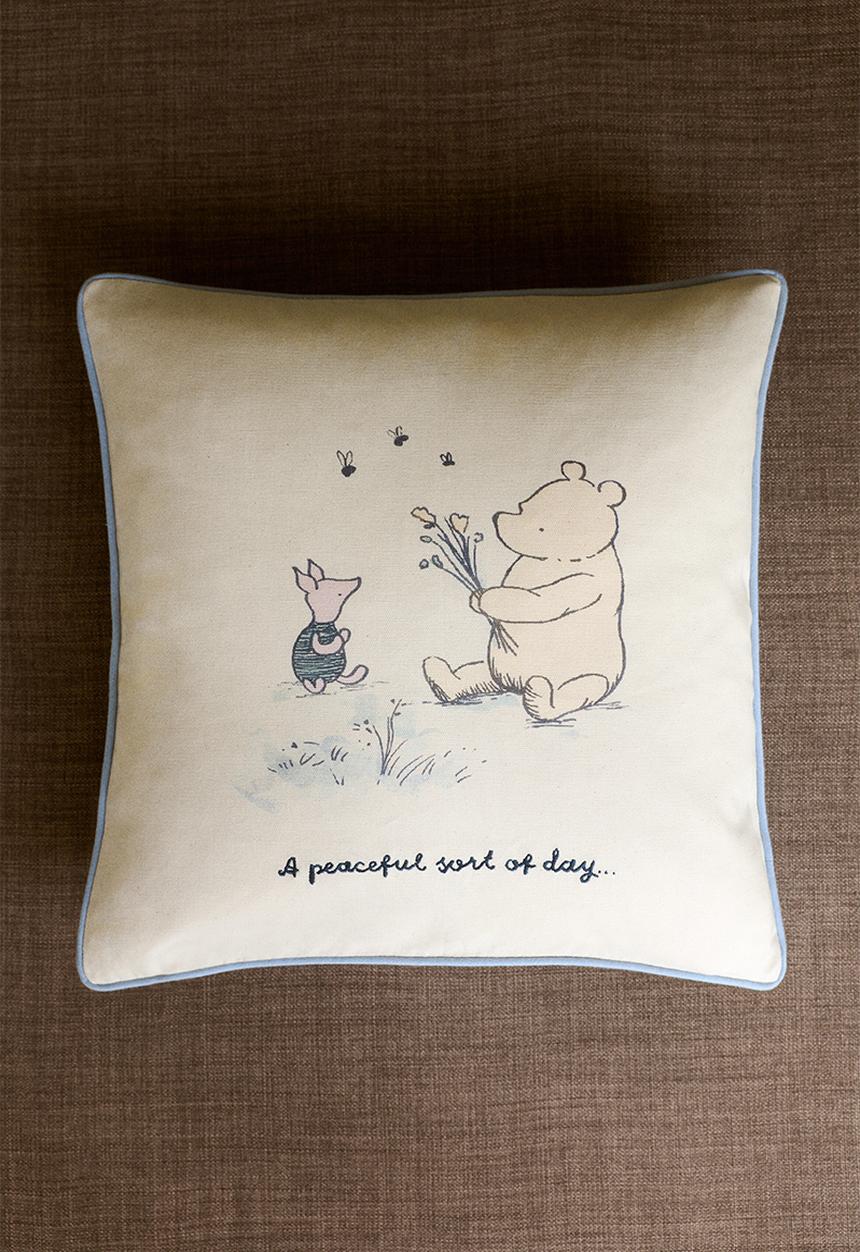 H&M - Print-motif canvas cushion cover - light blue/winnie the pooh