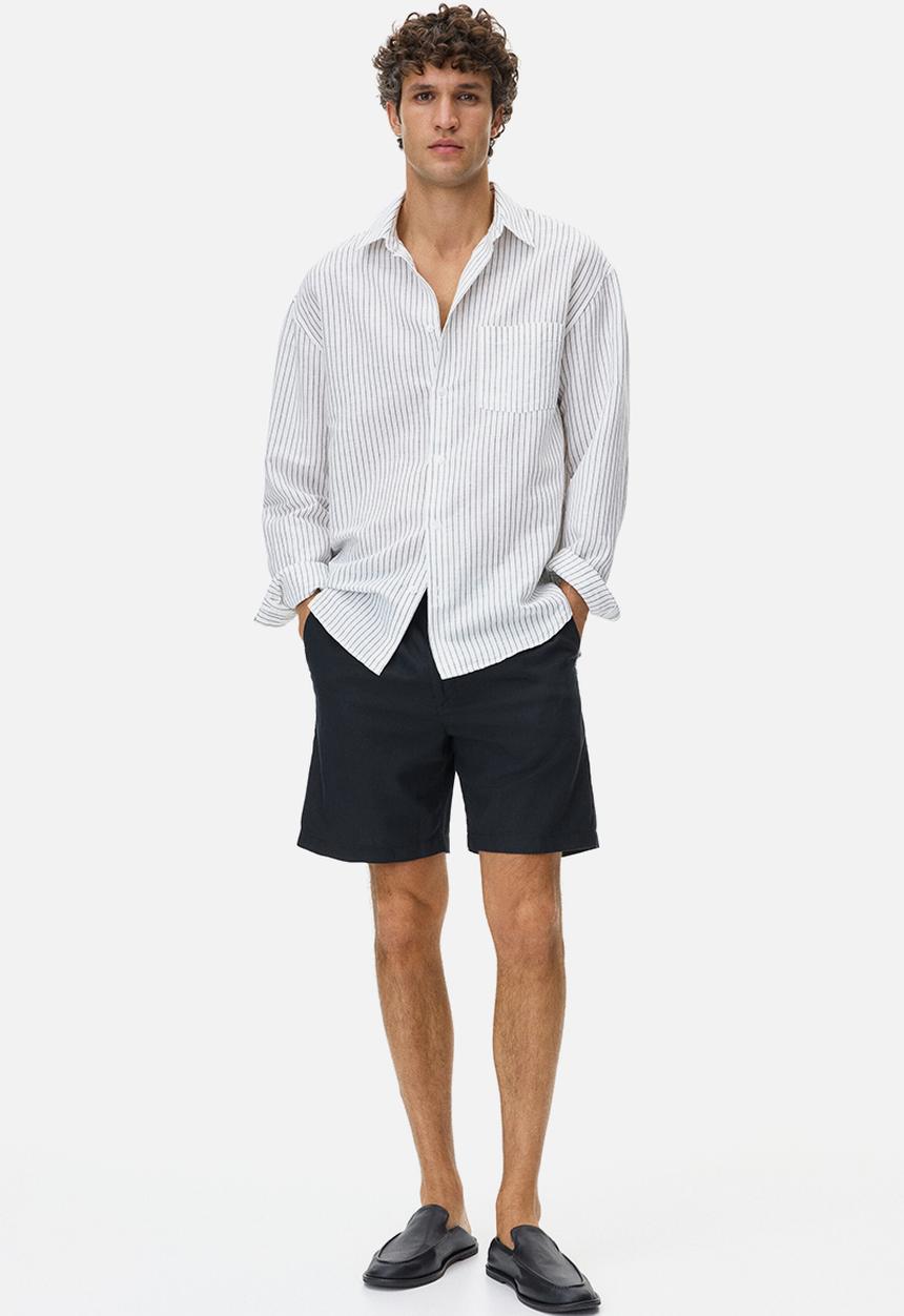 H&M - Regular fit linen-blend shorts - black