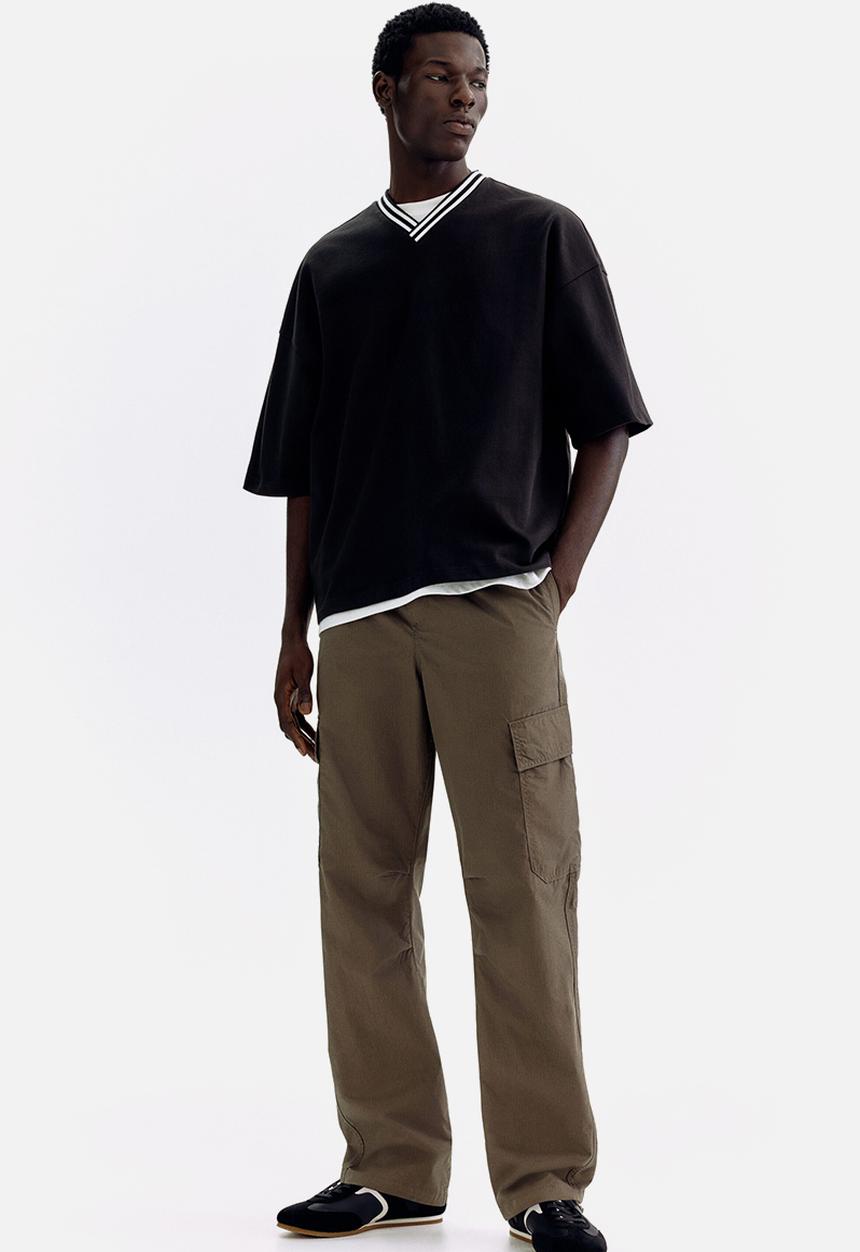 H&M - Oversized fit cotton t-shirt - black
