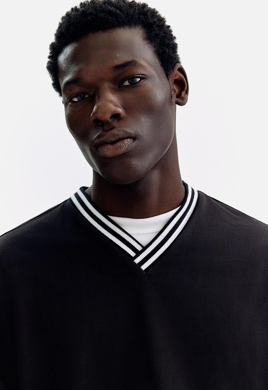 H&M - Oversized fit cotton t-shirt - black