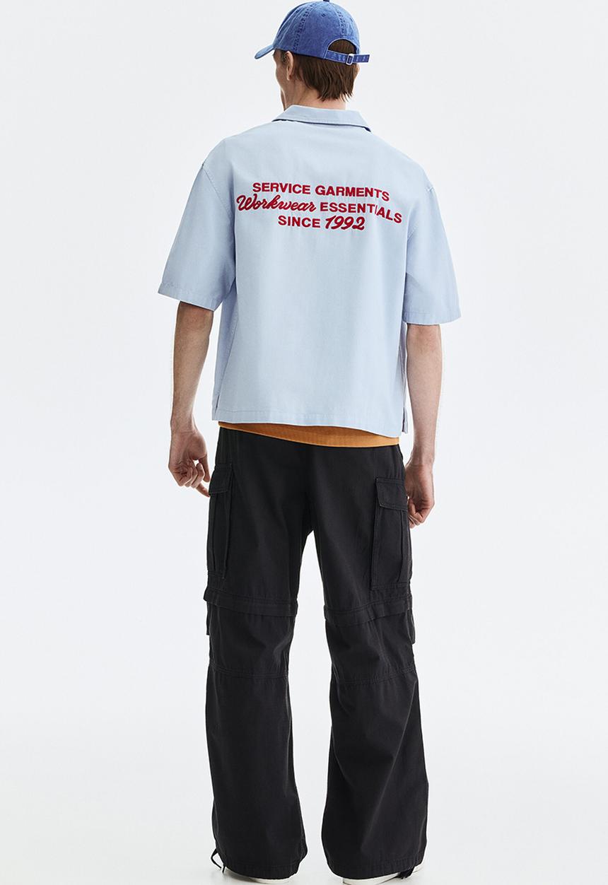 H&M - Relaxed fit short-sleeved utility shirt - light blue/service garments