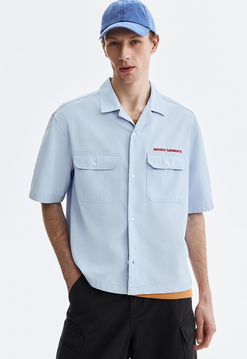 H&M - Relaxed fit short-sleeved utility shirt - light blue/service garments