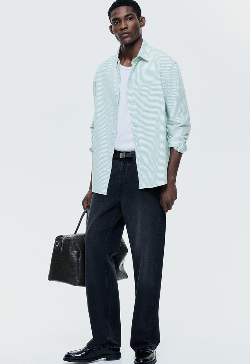 H&M - Regular fit oxford shirt - green/striped
