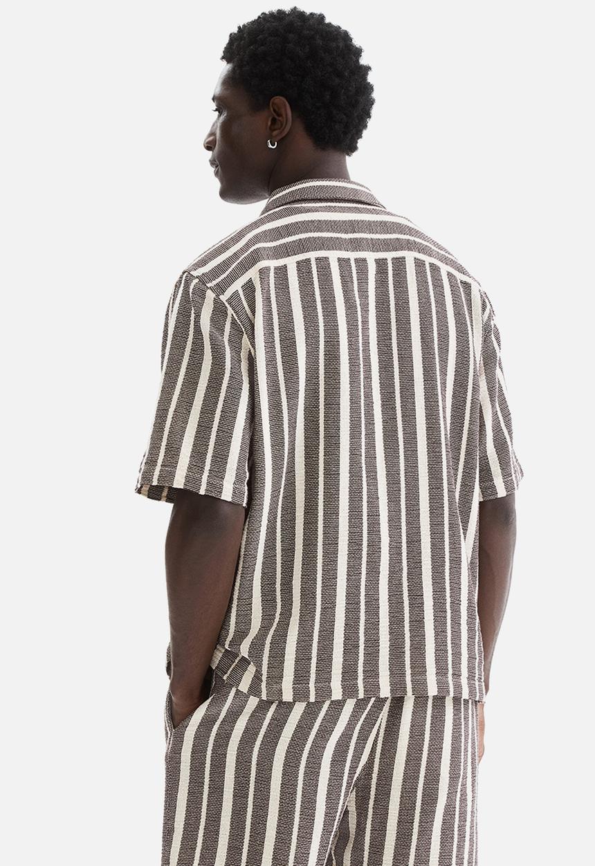 H&M - Regular fit shirt - dark brown/striped