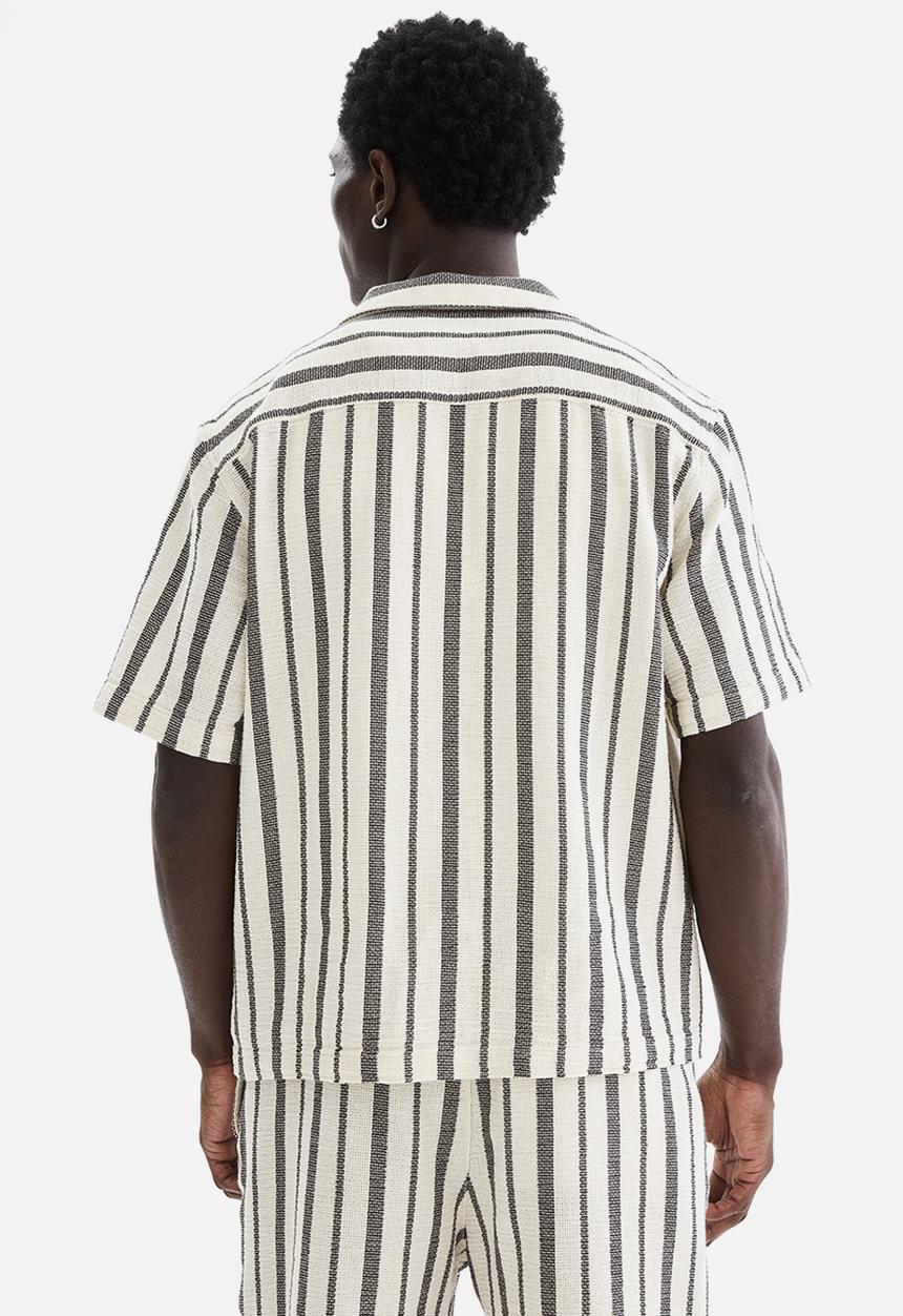H&M - Regular fit shirt - black/striped