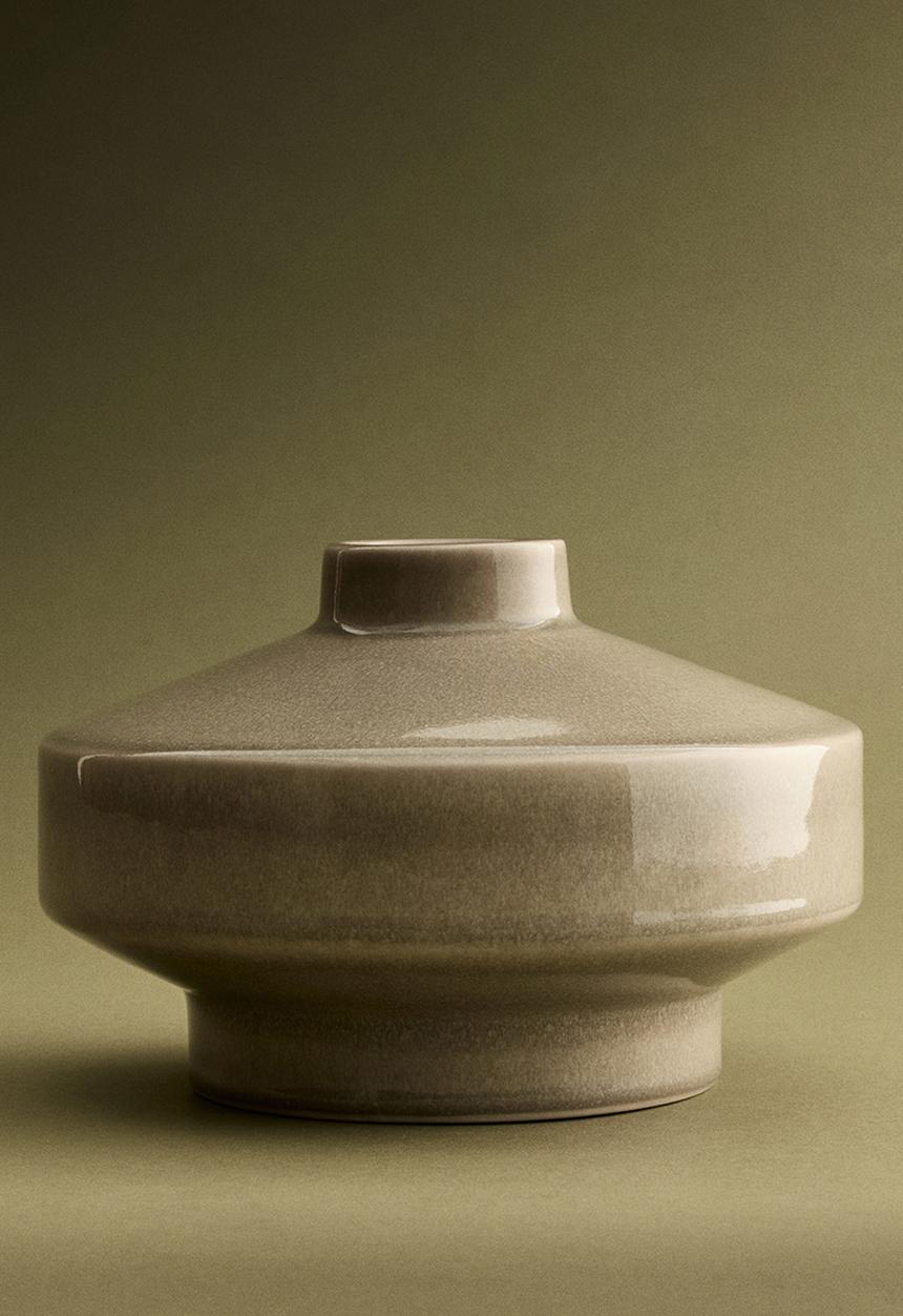 H&M - Small reactive-glaze stoneware vase - khaki beige