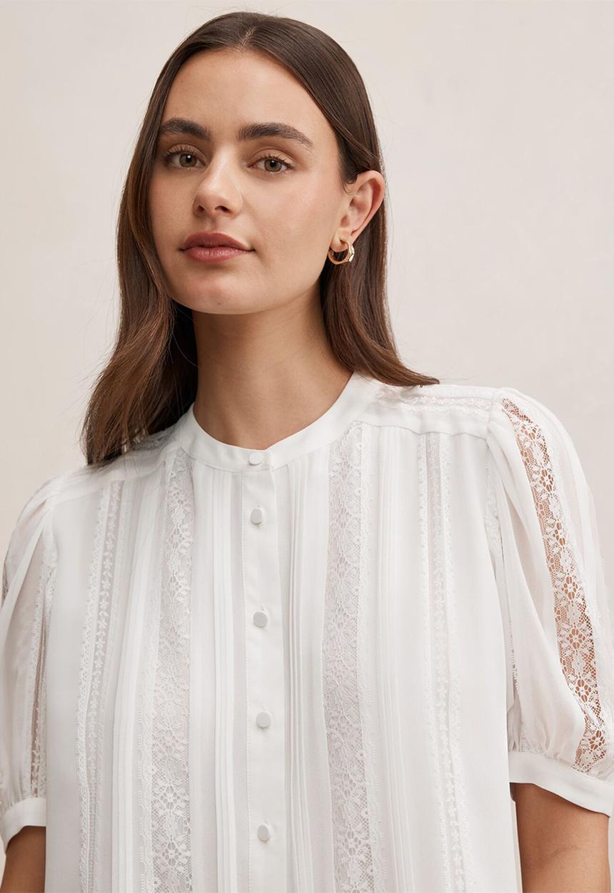 Forever New - Alexis short sleeve blouse in porcelain