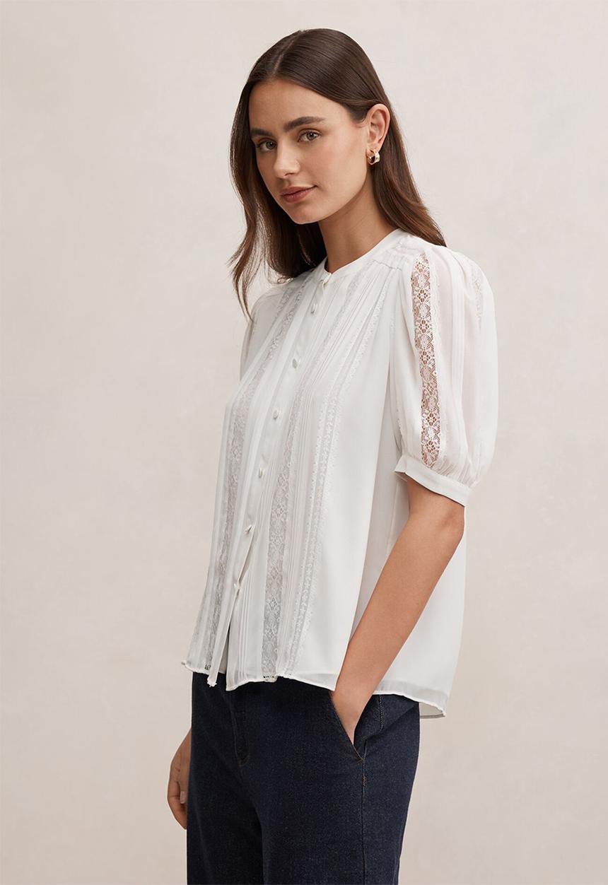 Forever New - Alexis short sleeve blouse in porcelain