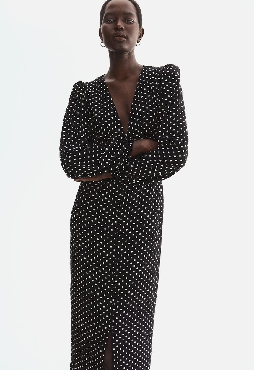 H&M - Long-sleeved viscose dress - black/spotted
