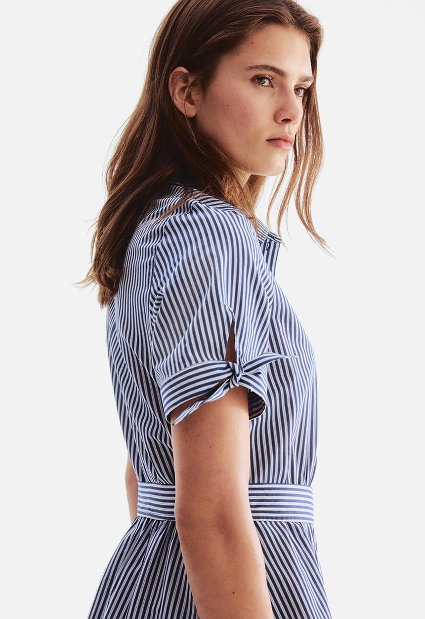 H&M - Short-sleeved shirt dress - navy blue/striped