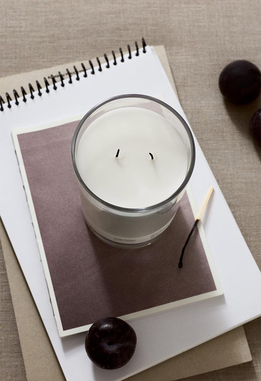 H&M - Two-wick scented candle - crisp cotton