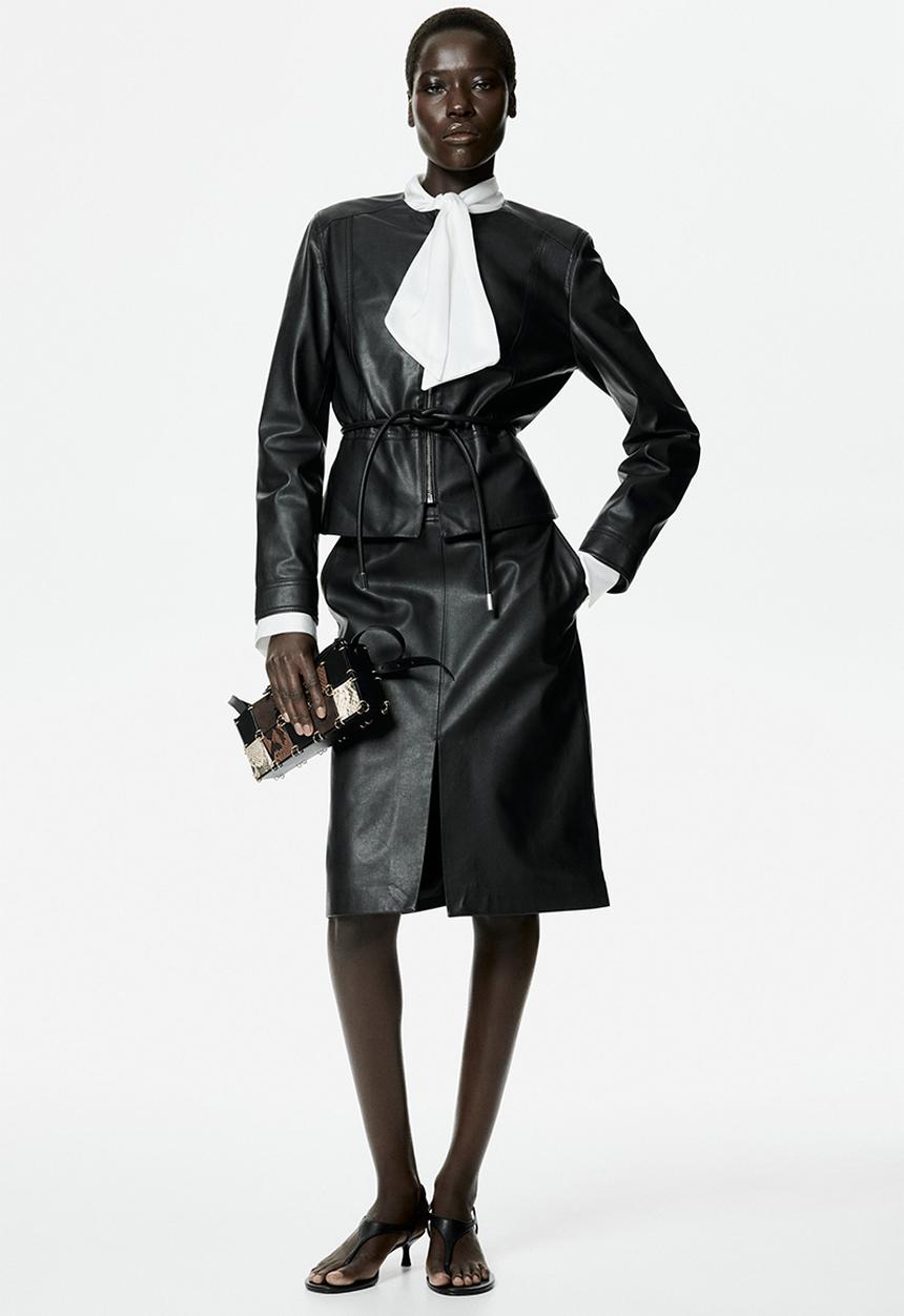 H&M - Coated peplum jacket - black