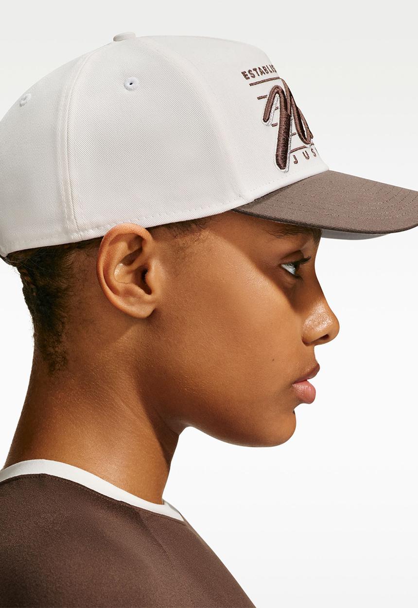 Nike - U Nike Rise Cap S Cb Aframe - Sail/Ironstone/Metallic Silver