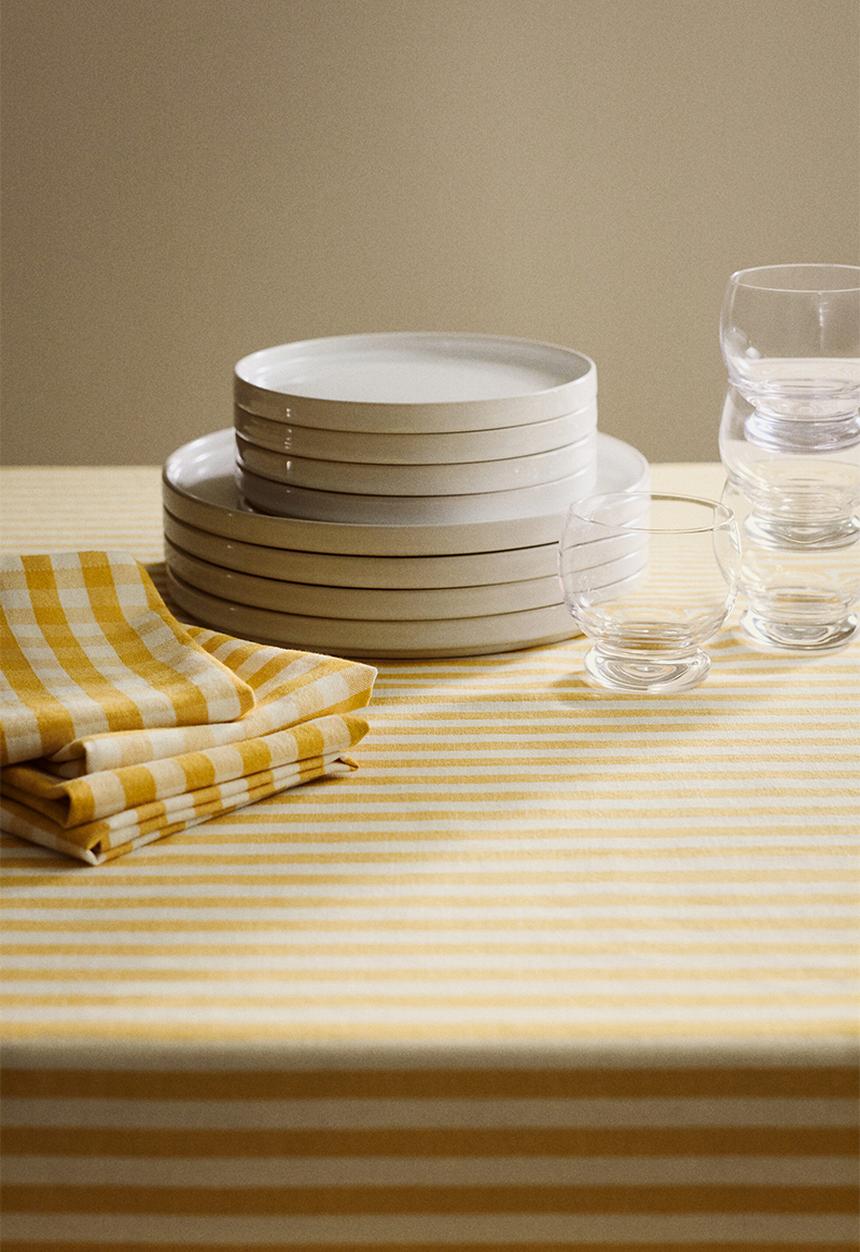 H&M - Linen-blend tablecloth - yellow/striped