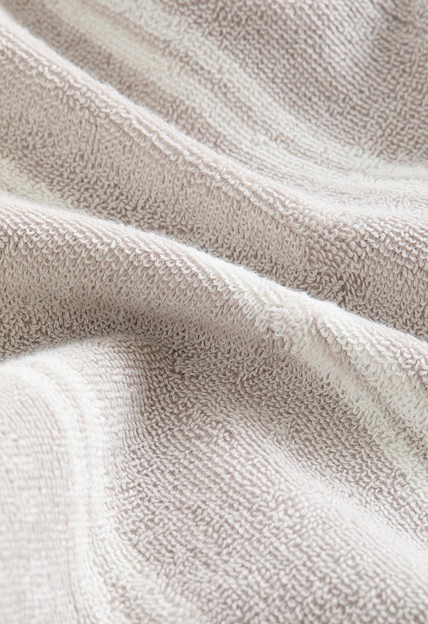 H&M - Striped bath towel - light greige/striped