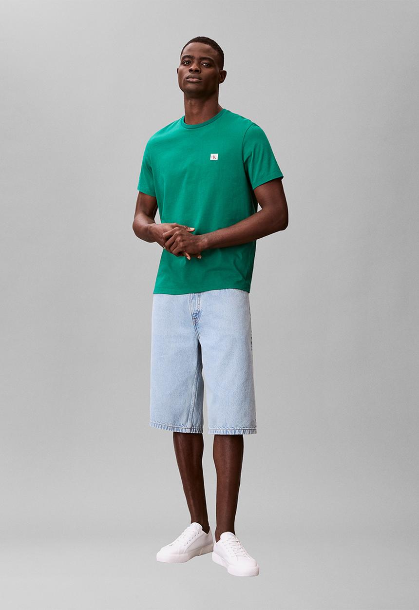 Calvin Klein - SS BADGE 30S JERSEY CLASSIC TEE - Enchanted Forest