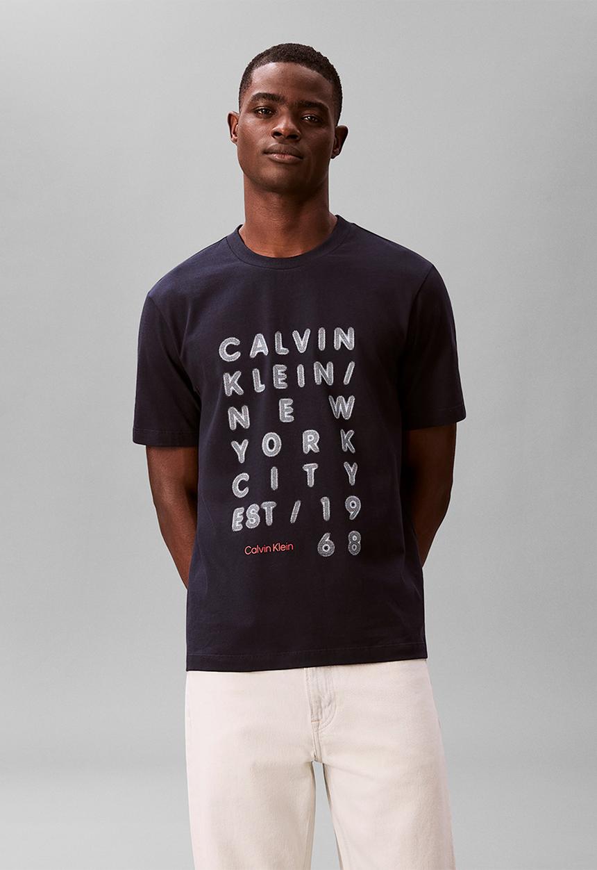 Calvin Klein - SS 20'S CALVIN KLEIN LIGHTS GRAPHIC TEE - Dark Sapphire